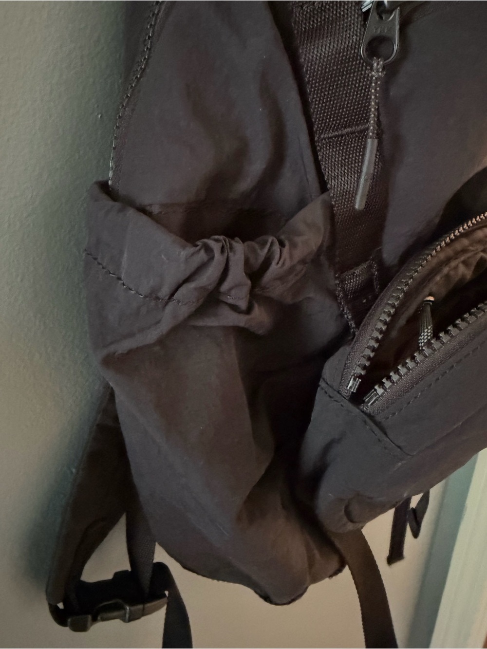 Lululemon Backpack - Picture 5 of 15